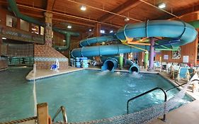 Polynesian Water Park Resort Wisconsin Dells Wi